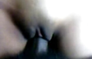 XXX Hottie minyak pembantu jepang porn yang besar dan menyenangkan seorang pria kurus